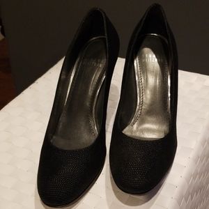 Stuart Weitzman Goosebump Pumps